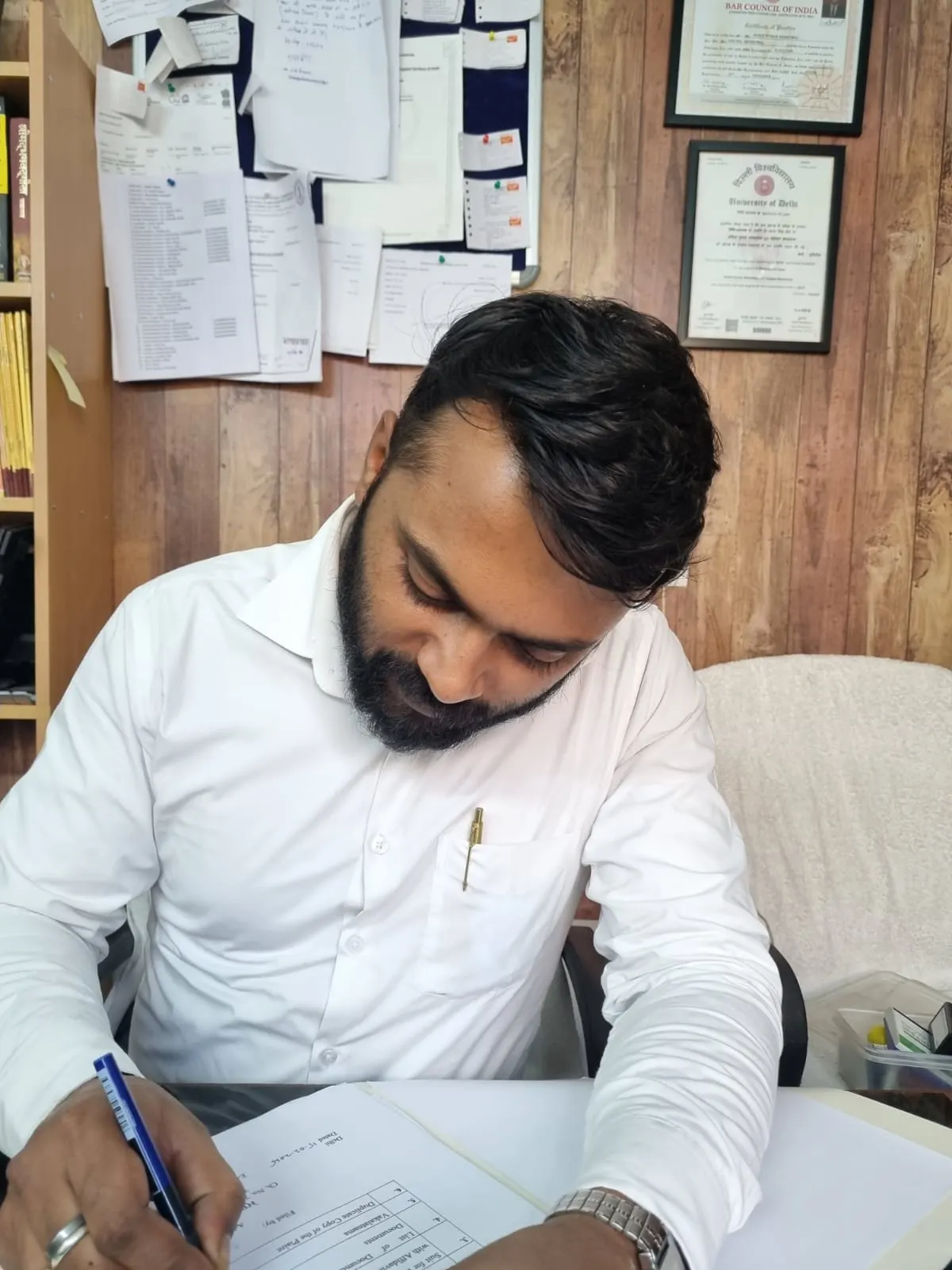 Best-money-recovery-lawyer-in-delhi